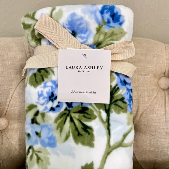 {Laura Ashley} New 4 Piece Blue Floral Bath Towel/Hand Towel Set - Picture 3 of 8
